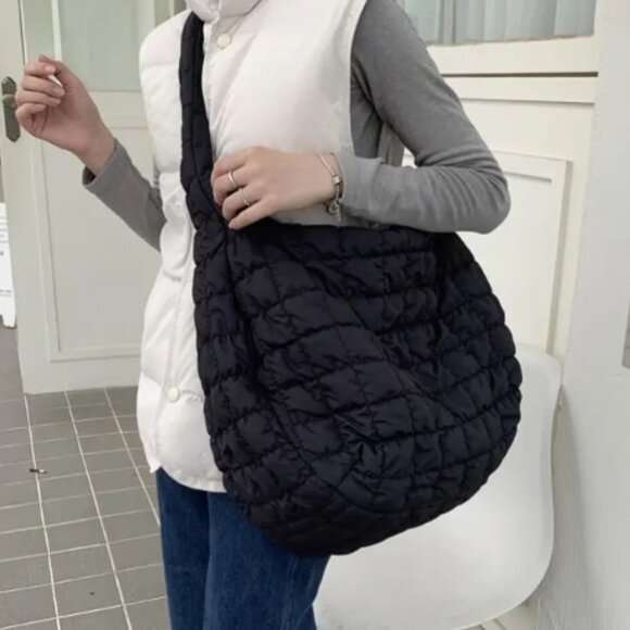 Fashionable Large Capacity Puffer Embroidered Shoulder Bag  - Black - Picture 14 of 15